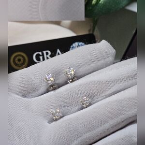 NEW Moissanite 0.5 Carat/GRA Certified Stud earrings/ Giftable box A SET